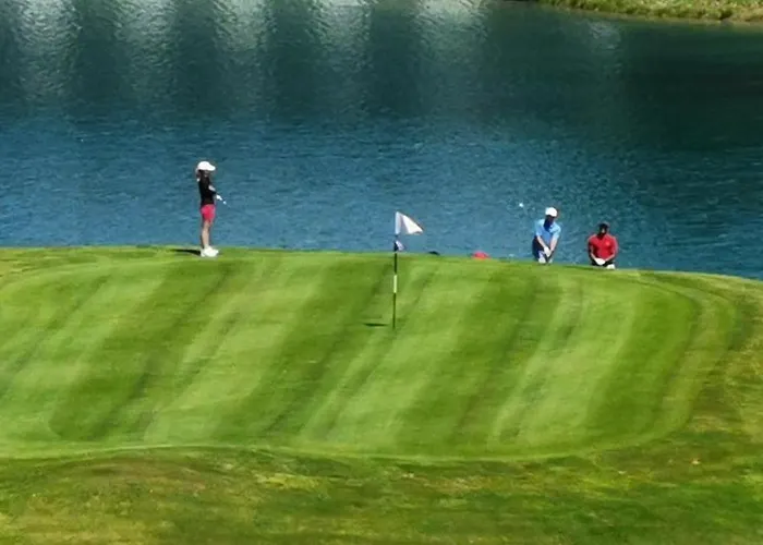 Emilie شاليه كورشوفيل